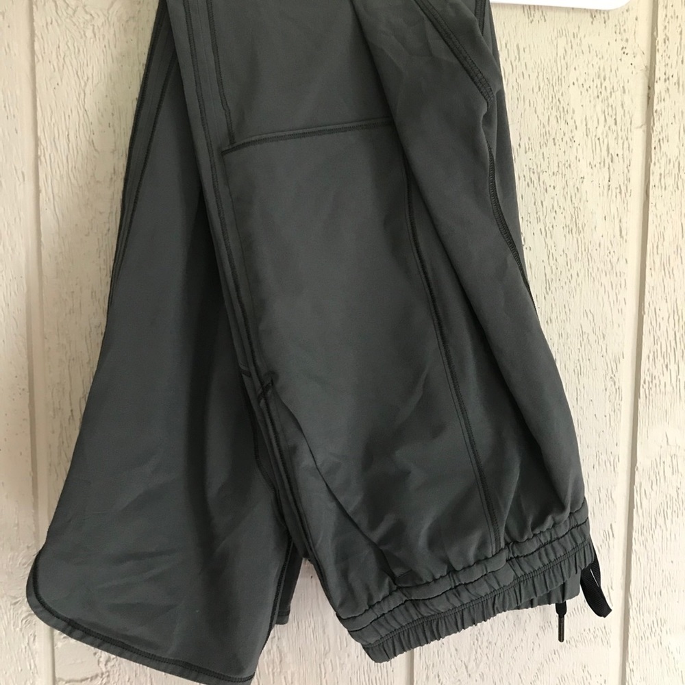 Lululemon Army Green Pants size 8